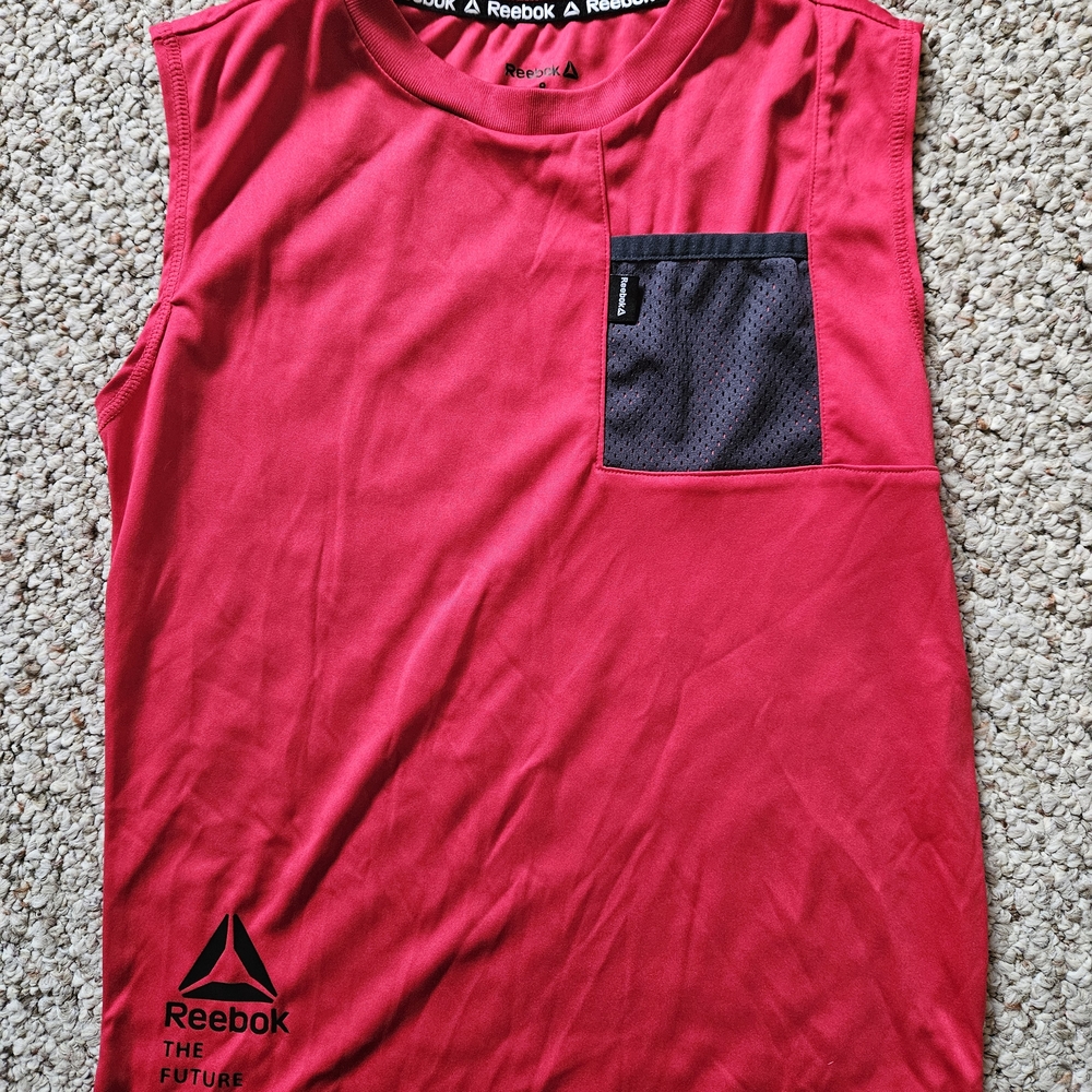Reebok Red Sleeveless Top with Black Pocket